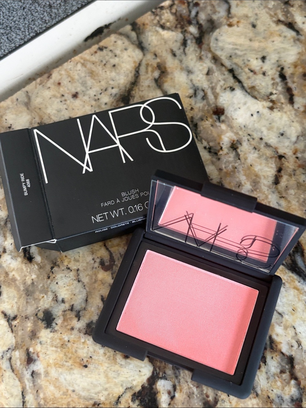 ☀️🍕NARS Blush Bumpy Ride - Picture 3 of 9